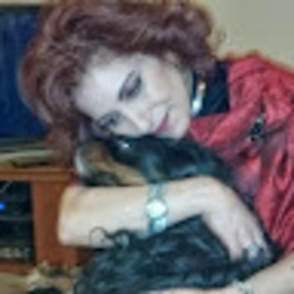 Meet your Posher, Jillian